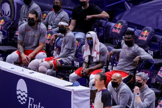 8868-首批NBA球员接种新冠疫苗 部分鹈鹕球员符合条件